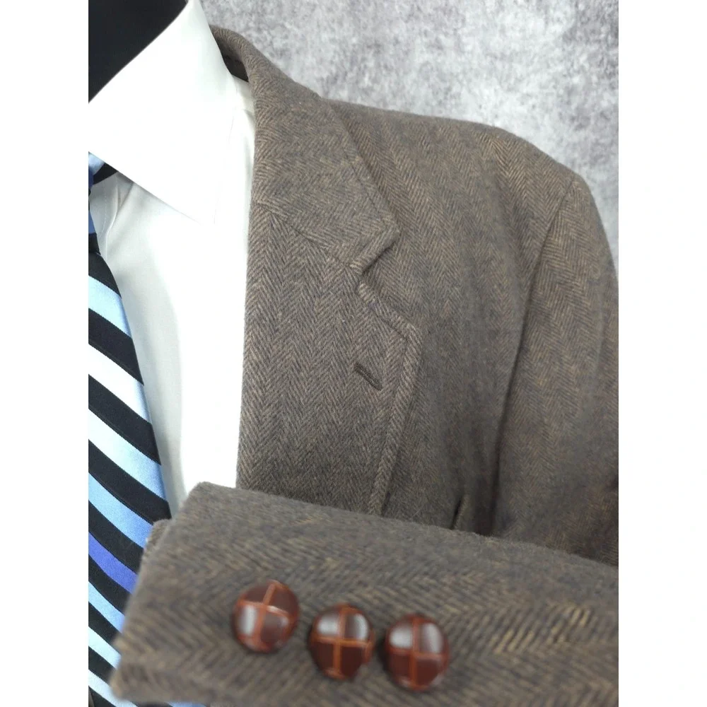 English Manor Tweed Blazer Jacket Mens 48 L‎ Brown Sport Coat 2 B Wooden Buttons